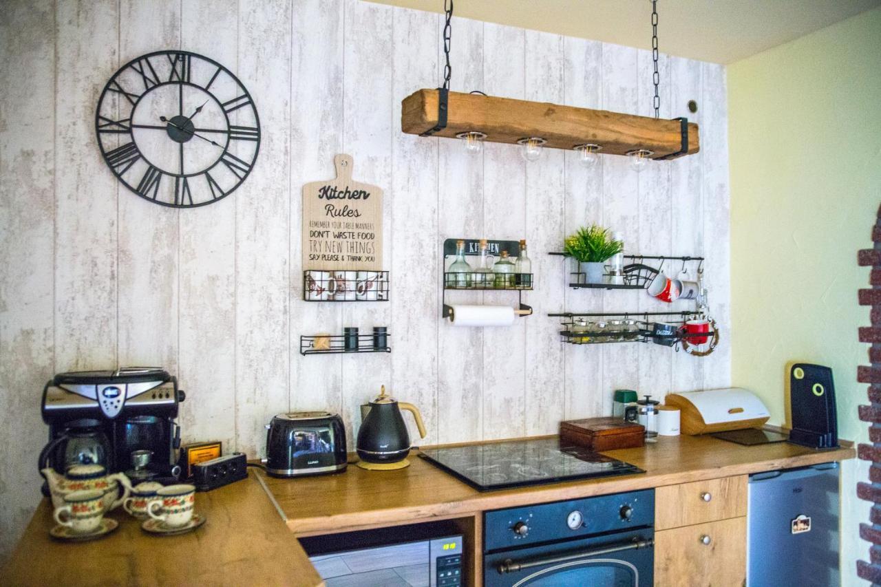 Apartament Studio11 "Cztery Pory Roku" Złotoryja Buitenkant foto